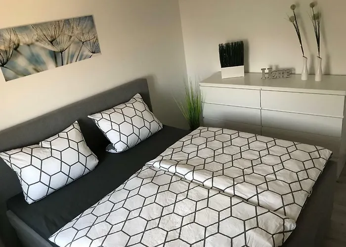 Ueber Den Daechern Von 아파트 *